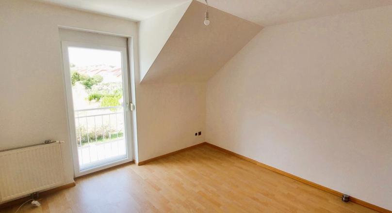 V E R K A U F T !MODERNES WOHNEN AN EINEM BADETEICH - Doppelhaushälfte mit hochwertiger Ausstattung