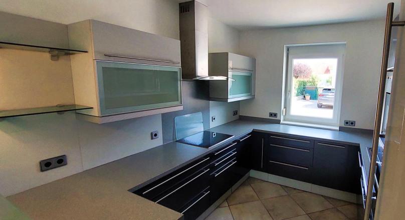 V E R K A U F T !MODERNES WOHNEN AN EINEM BADETEICH - Doppelhaushälfte mit hochwertiger Ausstattung