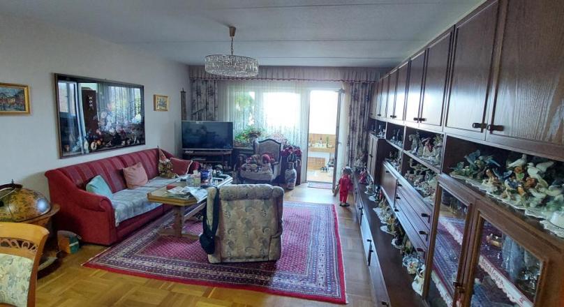 V E R K A U F T !WOHNUNGSVERKAUF MIT WOHNRECHT! 3 Zimmerwohnung mit Lift, Garage und Loggia zum Sensationspreis von 160.000,- 