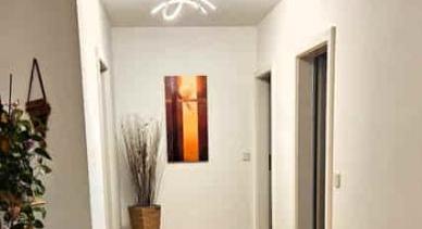 CHARMANTE EIGENTUMSWOHNUNG  MIT GARTEN IN TOP LAGE