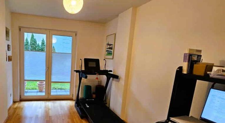 CHARMANTE EIGENTUMSWOHNUNG  MIT GARTEN IN TOP LAGE