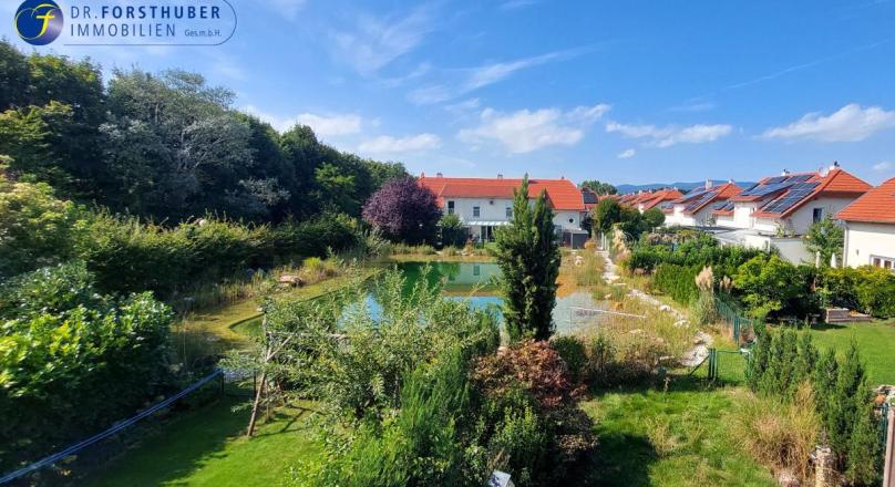 V E R K A U F T !MODERNES WOHNEN AN EINEM BADETEICH - Doppelhaushälfte mit hochwertiger Ausstattung