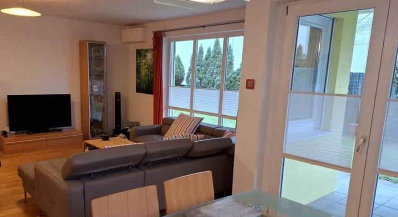 CHARMANTE EIGENTUMSWOHNUNG  MIT GARTEN IN TOP LAGE