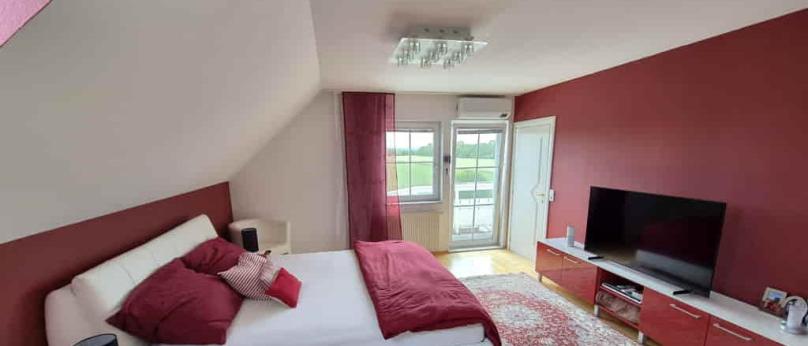 IHRE PRIVATE WELLNESSOASE - EXKLUSIVES EINFAMILIENHAUS MIT POOL IN TRUMAU